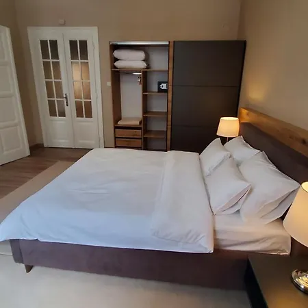Yes Apartment, Center 베오그라드