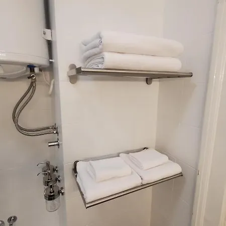 Yes Apartment, Center Apartman *