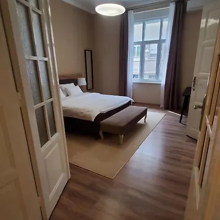 Yes Apartment, Center