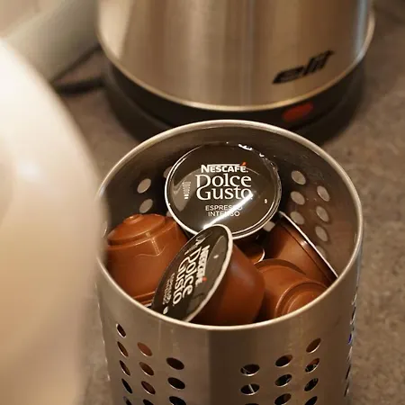 아파트 Yes Apartment, Center