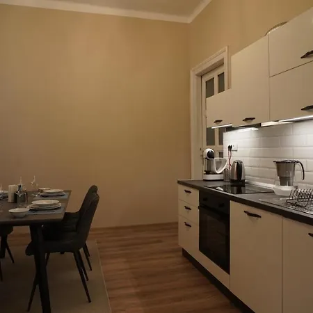 Yes Apartment, Center 베오그라드